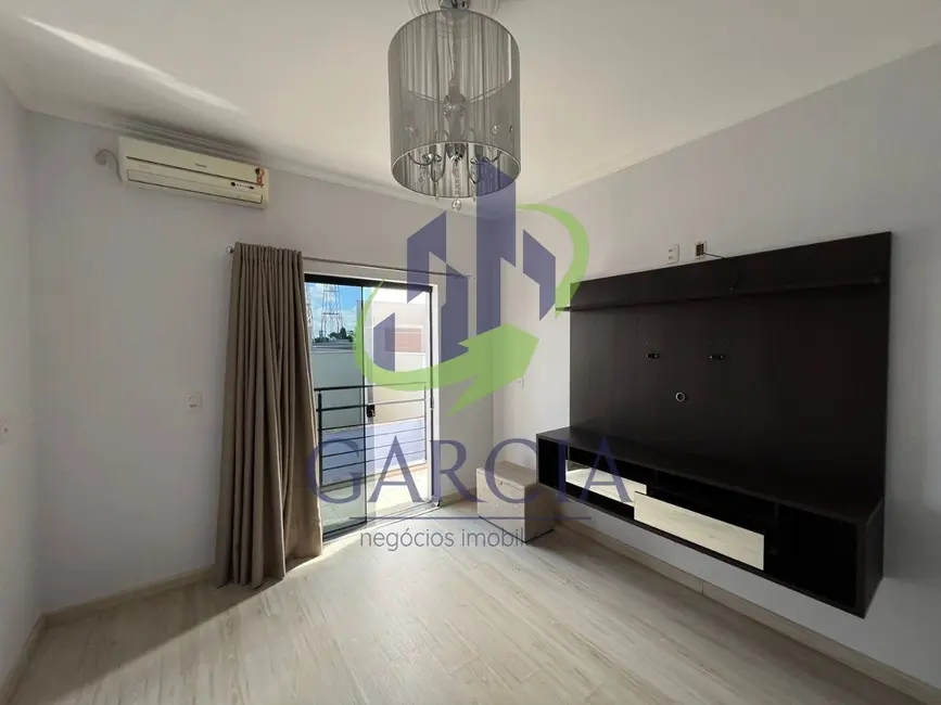 Foto 8 de Casa com 3 quartos para alugar, 270m2 em Residencial Village da Serra, Mogi Guacu - SP