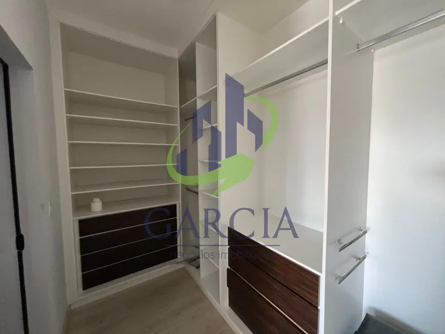Foto 9 de Casa com 3 quartos para alugar, 270m2 em Residencial Village da Serra, Mogi Guacu - SP