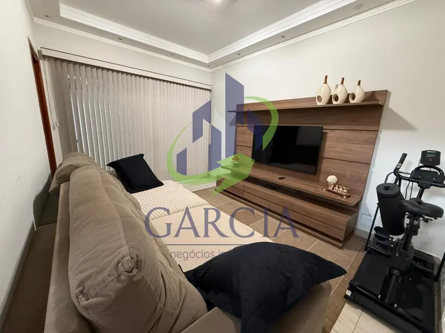 Foto 8 de Casa com 3 quartos à venda, 165m2 em Estiva Gerbi - SP