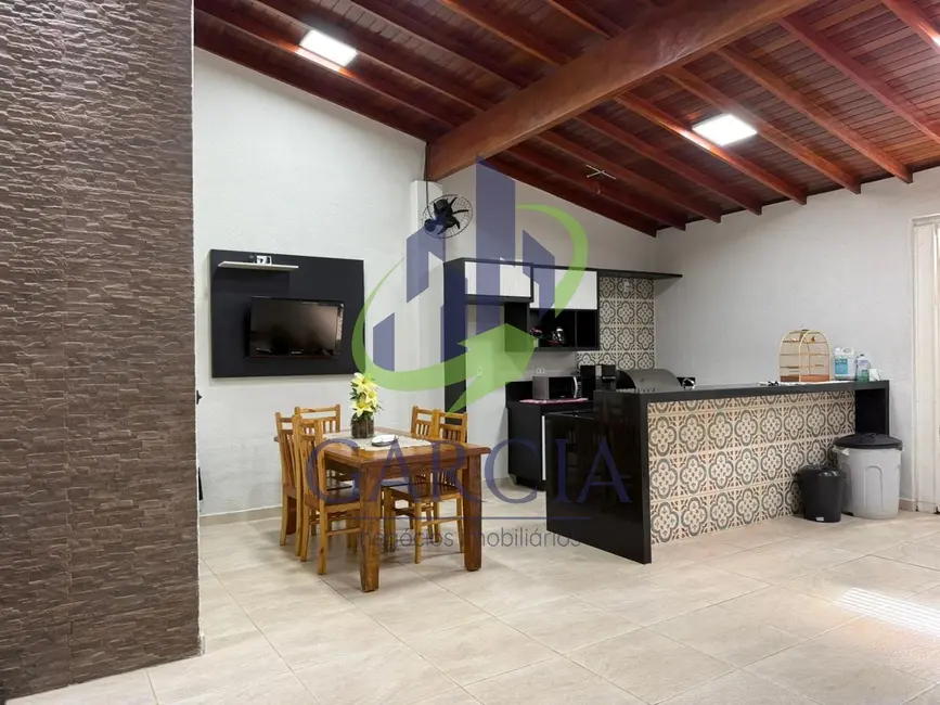 Foto 1 de Casa com 3 quartos à venda, 165m2 em Estiva Gerbi - SP