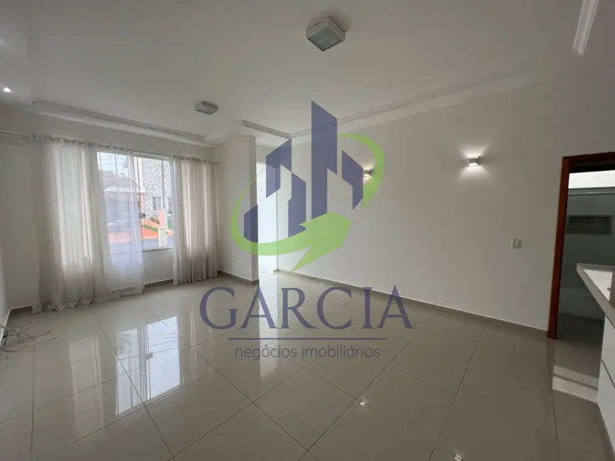 Foto 2 de Casa com 3 quartos para alugar, 123m2 em Jardim Santa Mônica II, Mogi Guacu - SP
