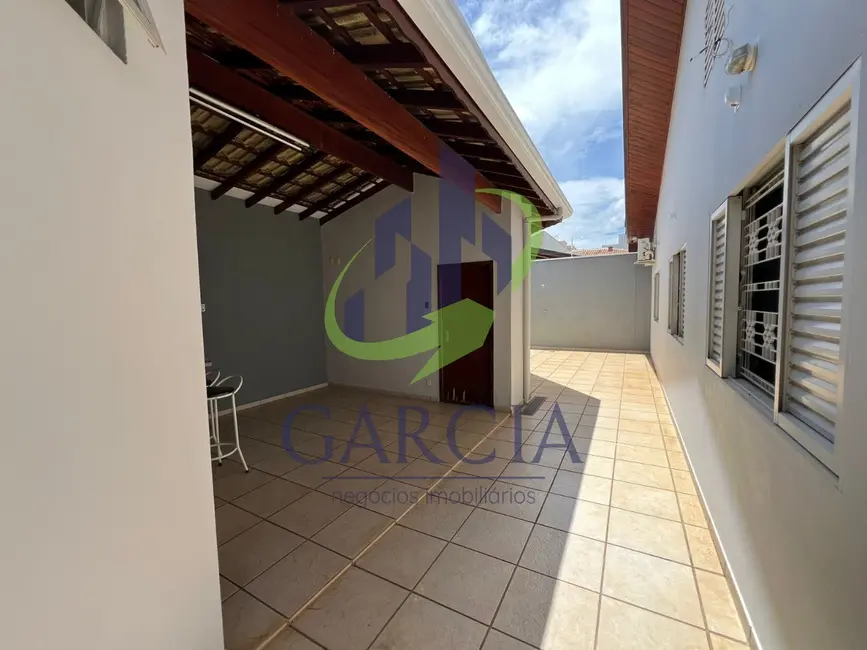 Foto 3 de Casa com 4 quartos para alugar, 208m2 em Parque Guainco, Mogi Guacu - SP
