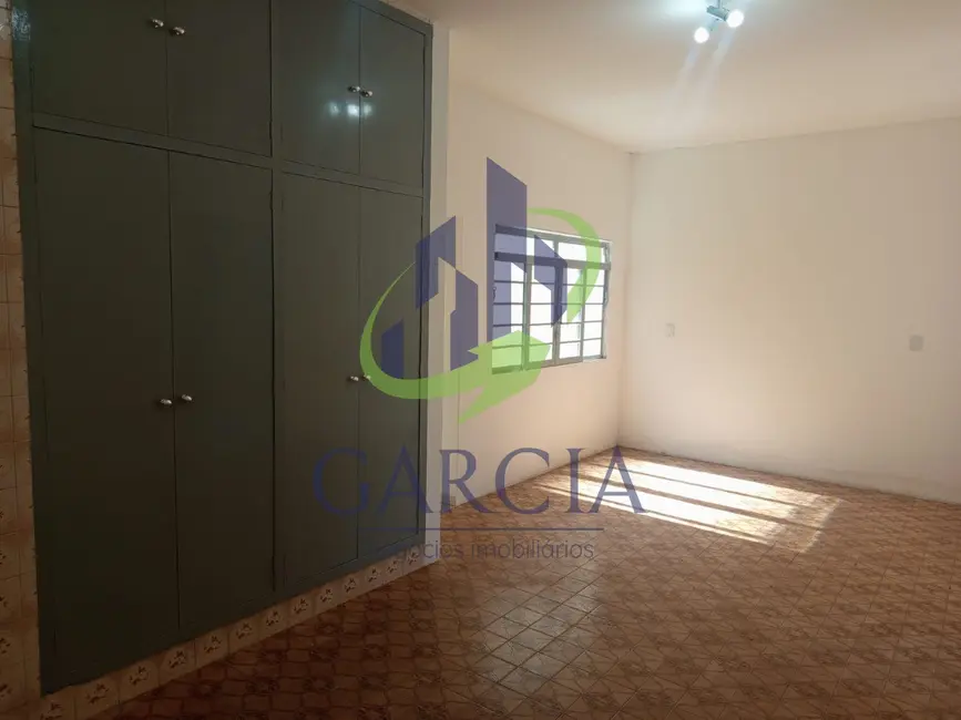 Foto 8 de Casa com 4 quartos para alugar, 208m2 em Centro, Mogi Guacu - SP