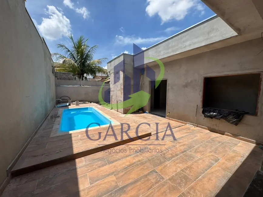 Foto 2 de Casa com 3 quartos à venda, 196m2 em Parque da Imprensa, Mogi Mirim - SP