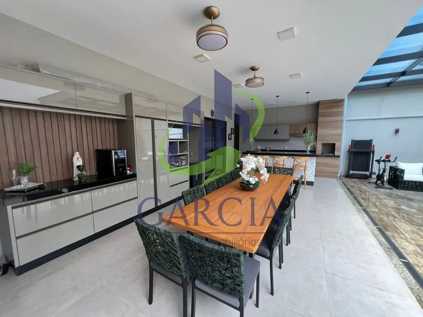 Foto 3 de Casa com 3 quartos à venda, 250m2 em Residencial Village da Serra, Mogi Guacu - SP