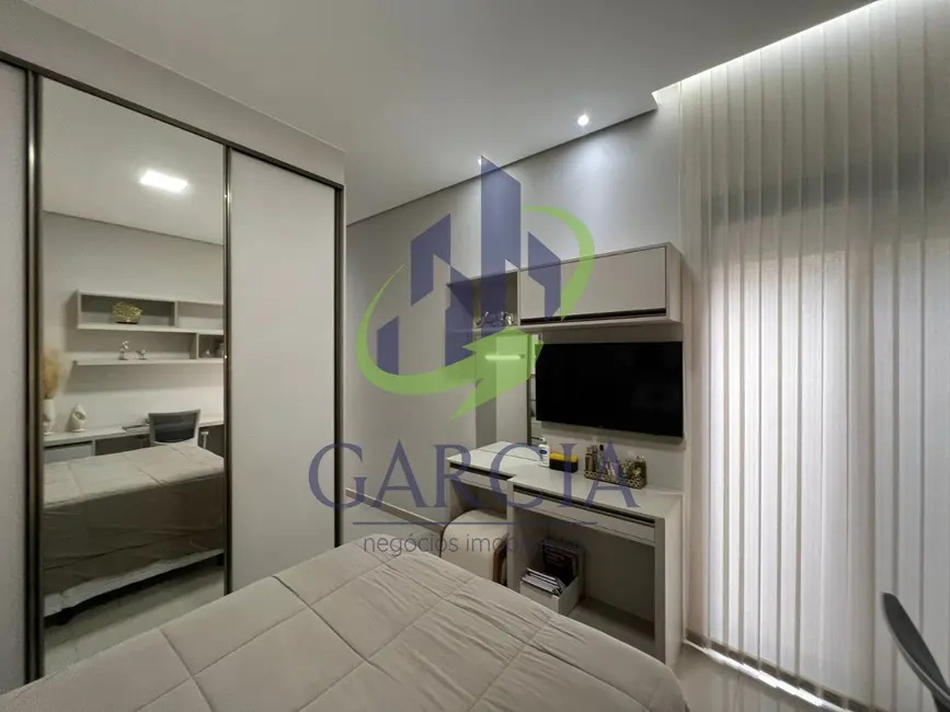 Foto 7 de Casa com 3 quartos à venda, 250m2 em Residencial Village da Serra, Mogi Guacu - SP