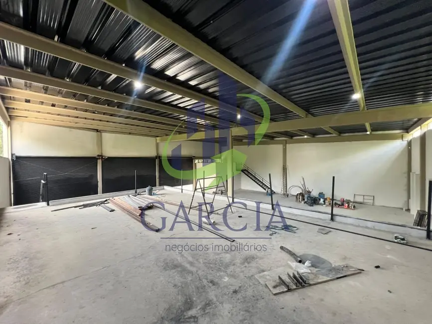 Foto 3 de Armazém / Galpão para alugar, 700m2 em Santa Cruz, Mogi Mirim - SP