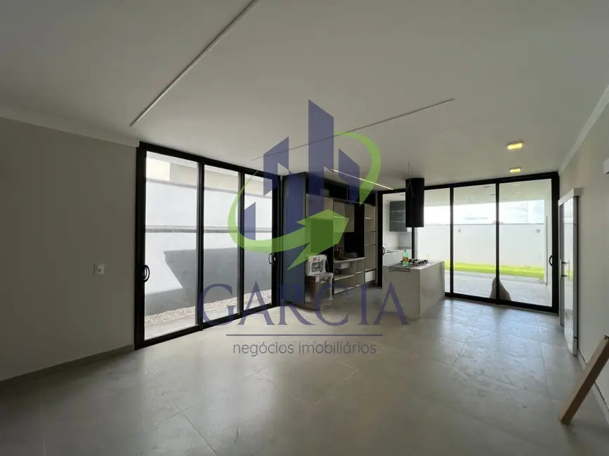 Foto 1 de Casa com 3 quartos à venda, 140m2 em Mogi Guacu - SP