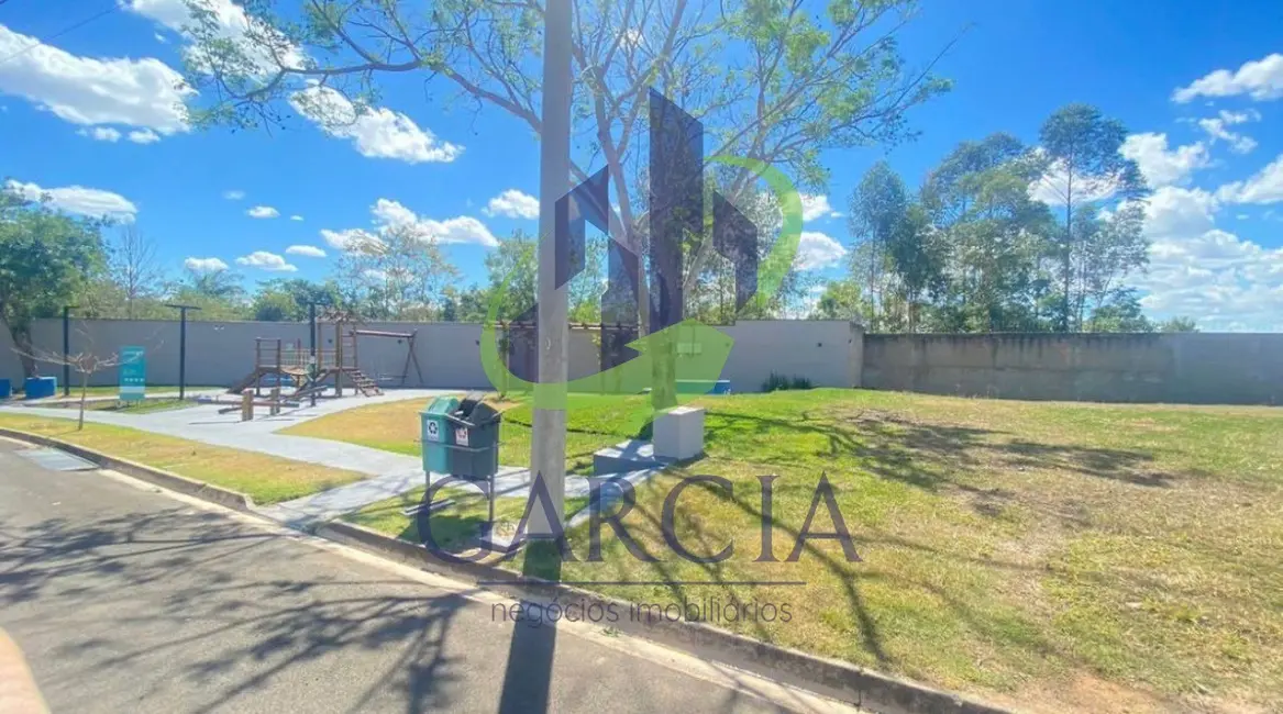 Foto 3 de Terreno / Lote à venda, 312m2 em Estiva Gerbi - SP