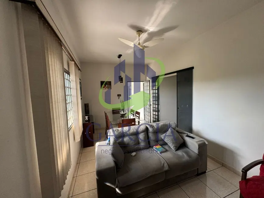 Foto 2 de Casa com 3 quartos à venda, 119m2 em Jardim Santo André, Mogi Guacu - SP