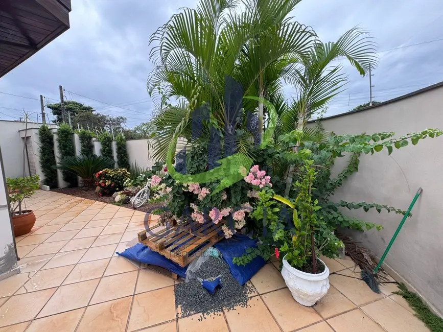 Foto 6 de Casa com 4 quartos à venda, 163m2 em Jardim Itamaraty, Mogi Guacu - SP