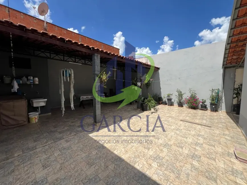 Foto 1 de Casa com 2 quartos à venda, 90m2 em Mogi Guacu - SP