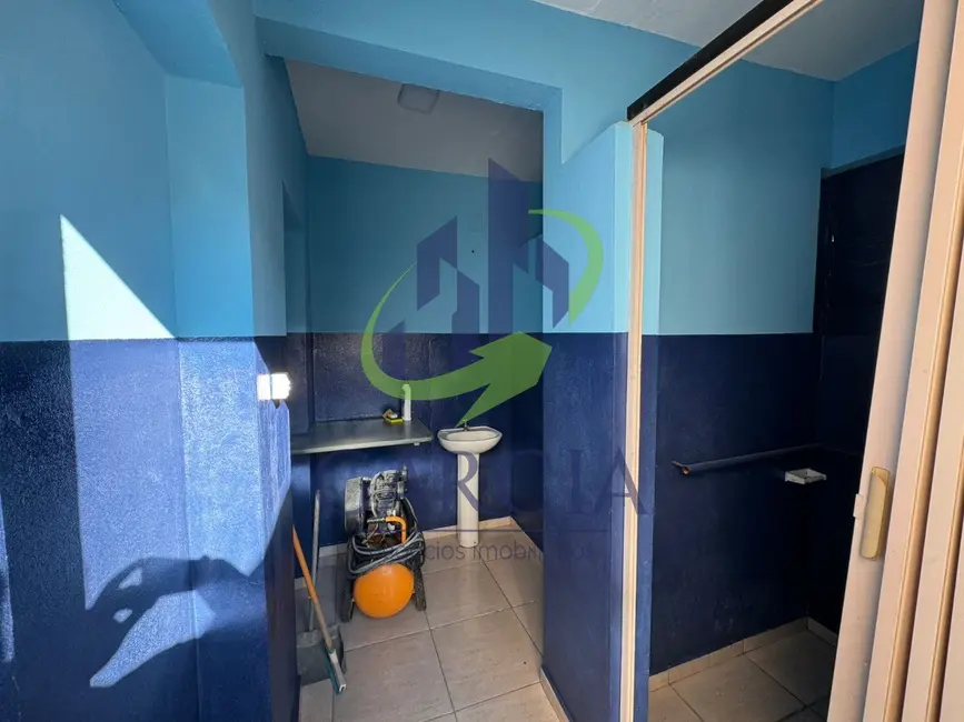 Foto 5 de Armazém / Galpão para alugar, 228m2 em Jardim Santo Antônio, Mogi Guacu - SP