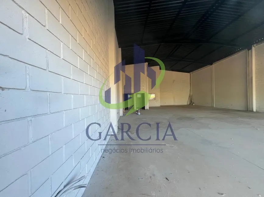 Foto 2 de Armazém / Galpão para alugar, 250m2 em Jardim Suécia, Mogi Guacu - SP