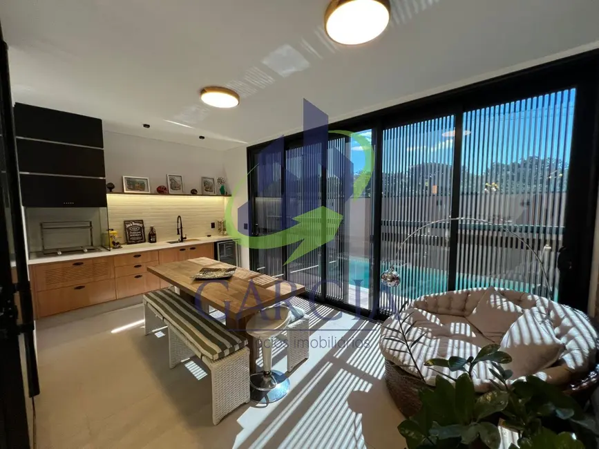 Foto 1 de Casa com 3 quartos à venda, 275m2 em Mogi Guacu - SP