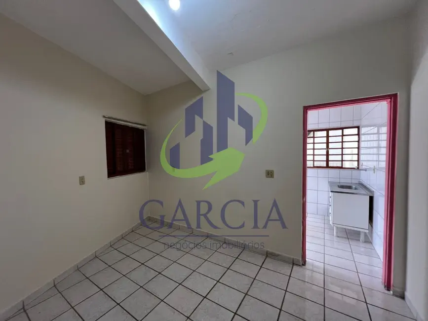 Foto 4 de Casa com 3 quartos para alugar, 200m2 em Jardim Santo Antônio, Mogi Guacu - SP