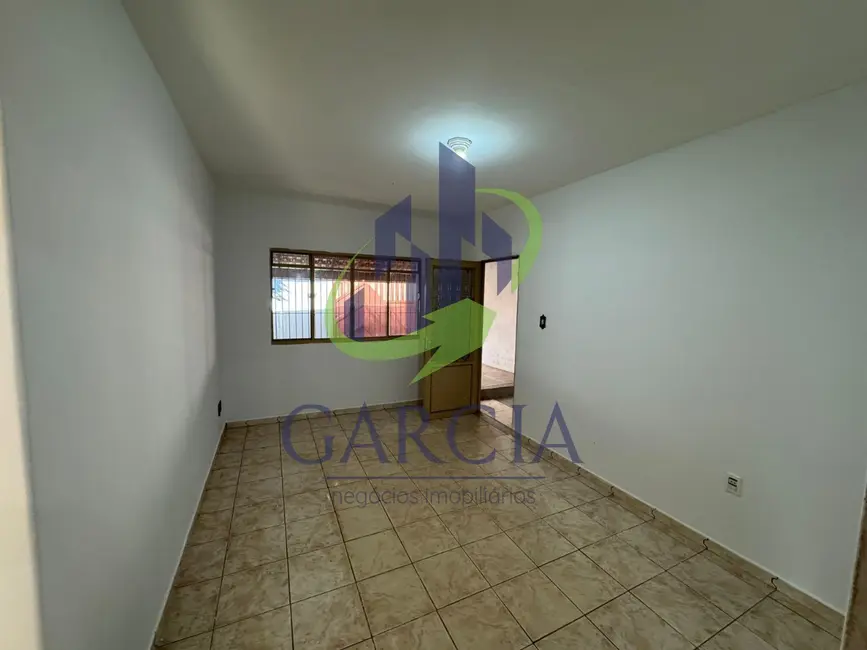 Foto 3 de Casa com 2 quartos para alugar, 135m2 em Jardim Alvorada, Mogi Guacu - SP