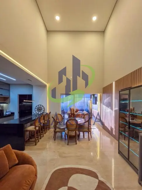 Foto 5 de Casa com 4 quartos à venda, 271m2 em Mogi Guacu - SP