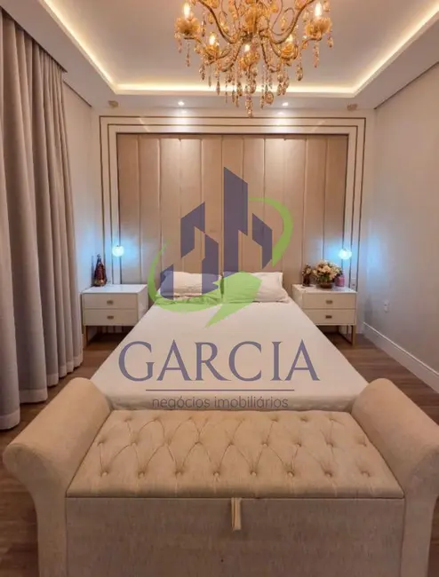 Foto 4 de Casa com 4 quartos à venda, 271m2 em Mogi Guacu - SP