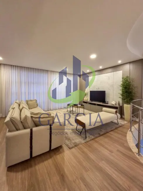 Foto 1 de Casa com 4 quartos à venda, 271m2 em Mogi Guacu - SP