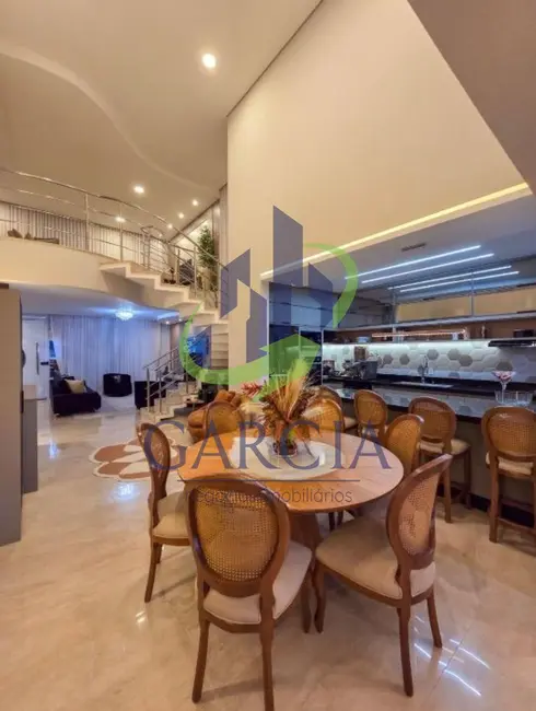 Foto 2 de Casa com 4 quartos à venda, 271m2 em Mogi Guacu - SP