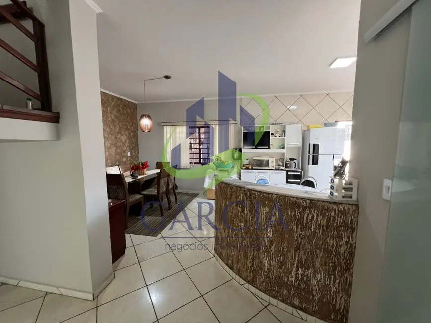 Foto 1 de Casa com 3 quartos à venda, 312m2 em Mogi Guacu - SP