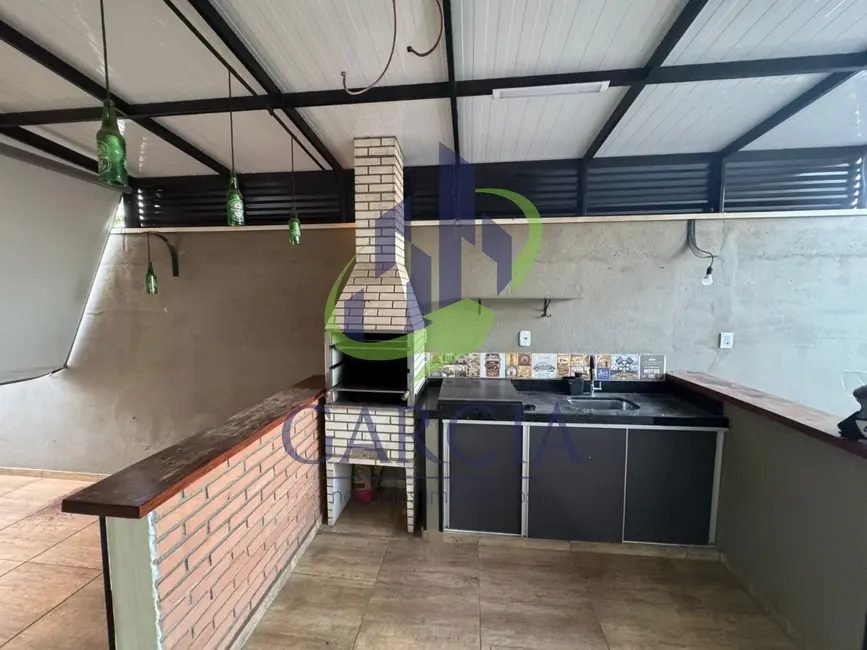 Foto 2 de Casa com 5 quartos à venda, 223m2 em Jardim Santo Antônio, Mogi Guacu - SP