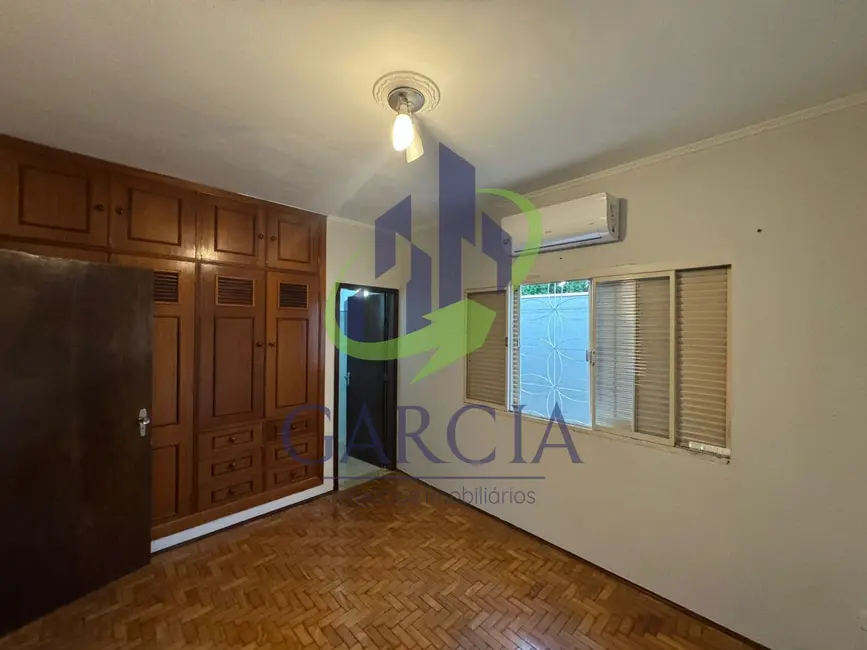 Foto 8 de Casa com 5 quartos à venda, 223m2 em Jardim Santo Antônio, Mogi Guacu - SP