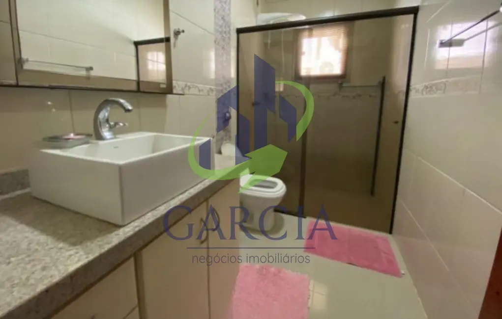 Foto 9 de Casa com 3 quartos para alugar, 220m2 em Jardim Brasília, Mogi Guacu - SP