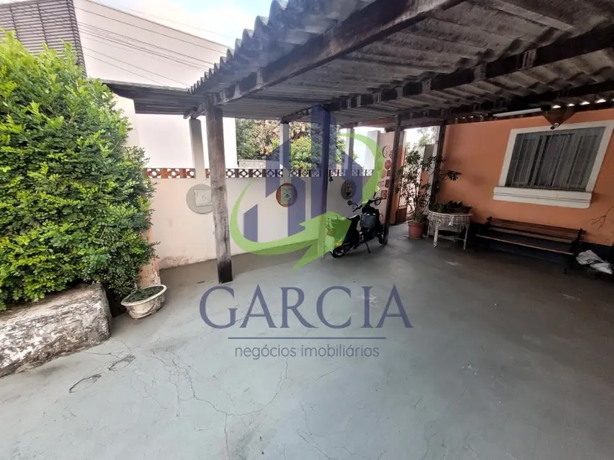 Foto 1 de Casa com 5 quartos à venda, 310m2 em Vila Paiva, São Paulo - SP
