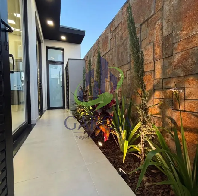 Foto 2 de Casa com 3 quartos à venda, 280m2 em Mogi Mirim - SP