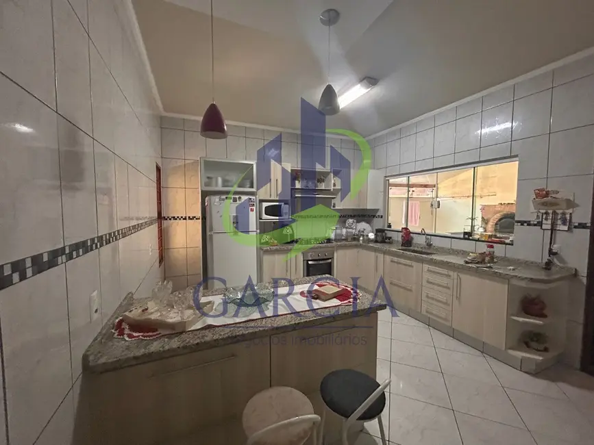 Foto 5 de Casa com 3 quartos à venda, 270m2 em Jardim Pansani, Mogi Guacu - SP