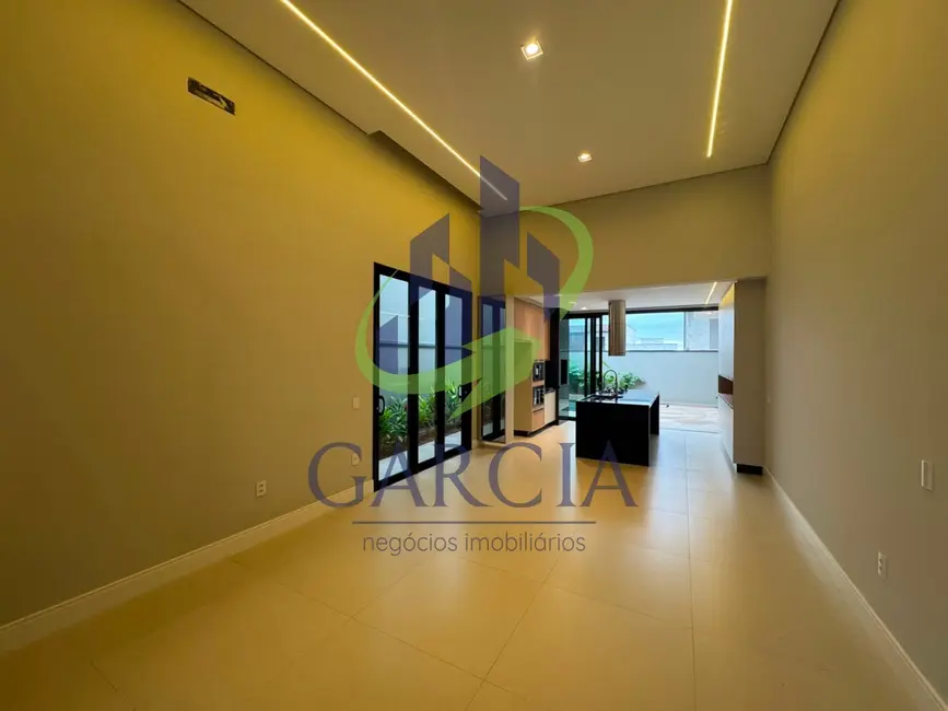 Foto 2 de Casa com 3 quartos à venda, 154m2 em Mogi Guacu - SP