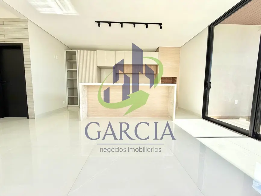 Foto 6 de Casa com 4 quartos à venda, 400m2 em Mogi Mirim - SP