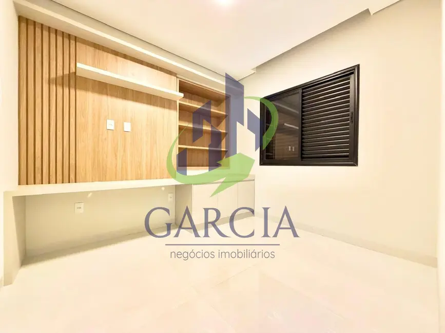 Foto 7 de Casa com 4 quartos à venda, 400m2 em Mogi Mirim - SP
