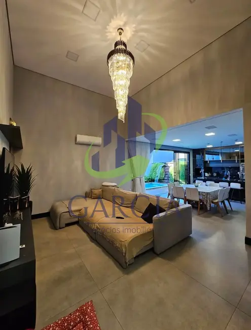 Foto 1 de Casa com 3 quartos à venda, 209m2 em Mogi Mirim - SP