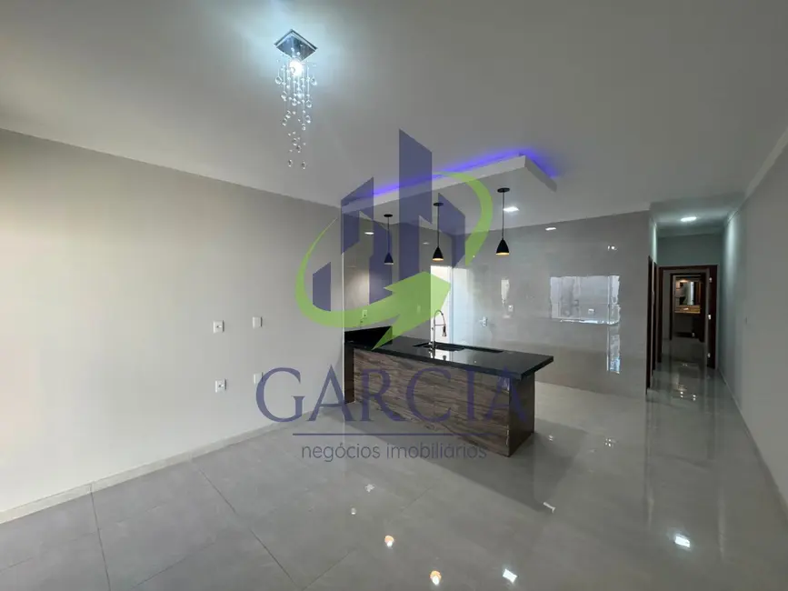 Foto 1 de Casa com 2 quartos à venda, 98m2 em Jardim Jacira, Mogi Guacu - SP