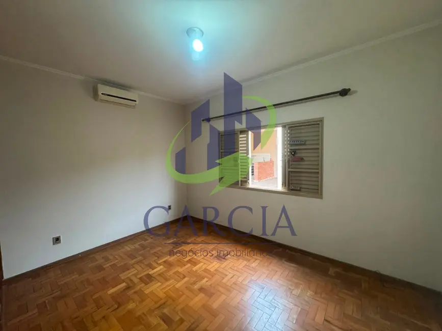 Foto 8 de Casa com 3 quartos à venda, 241m2 em Vila Roberto, Mogi Guacu - SP