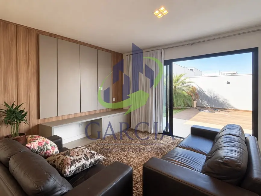 Foto 1 de Casa com 3 quartos à venda, 234m2 em Mogi Guacu - SP