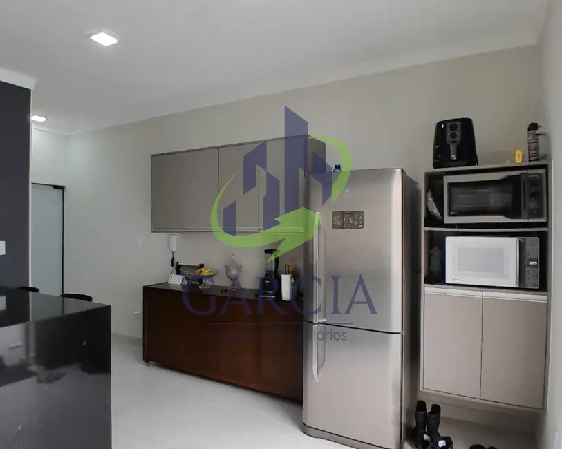 Foto 2 de Casa com 4 quartos à venda e para alugar, 260m2 em Jardim Camargo, Mogi Guacu - SP