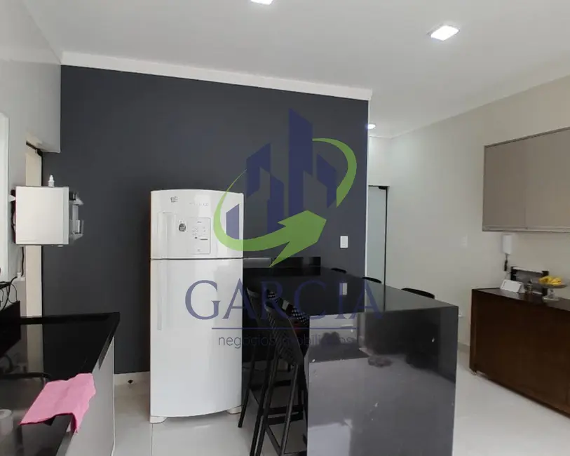 Foto 3 de Casa com 4 quartos à venda e para alugar, 260m2 em Jardim Camargo, Mogi Guacu - SP