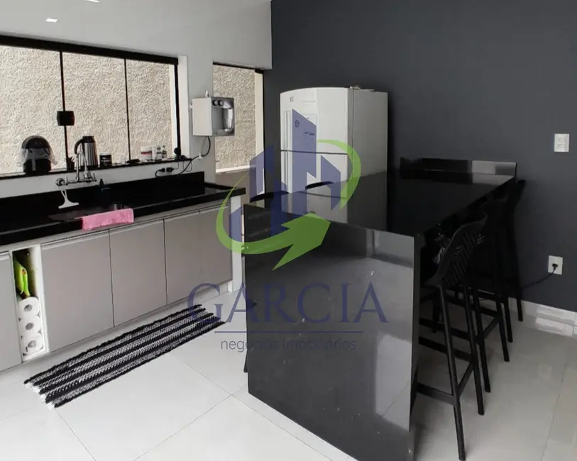 Foto 4 de Casa com 4 quartos à venda e para alugar, 260m2 em Jardim Camargo, Mogi Guacu - SP