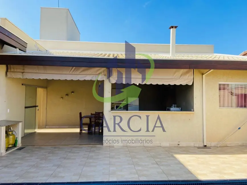 Foto 1 de Casa com 3 quartos à venda, 200m2 em Estiva Gerbi - SP