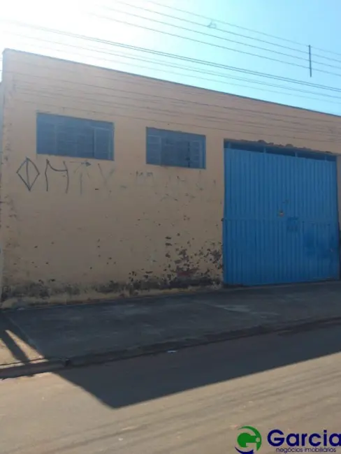 Foto 2 de Armazém / Galpão à venda, 250m2 em Estiva Gerbi - SP