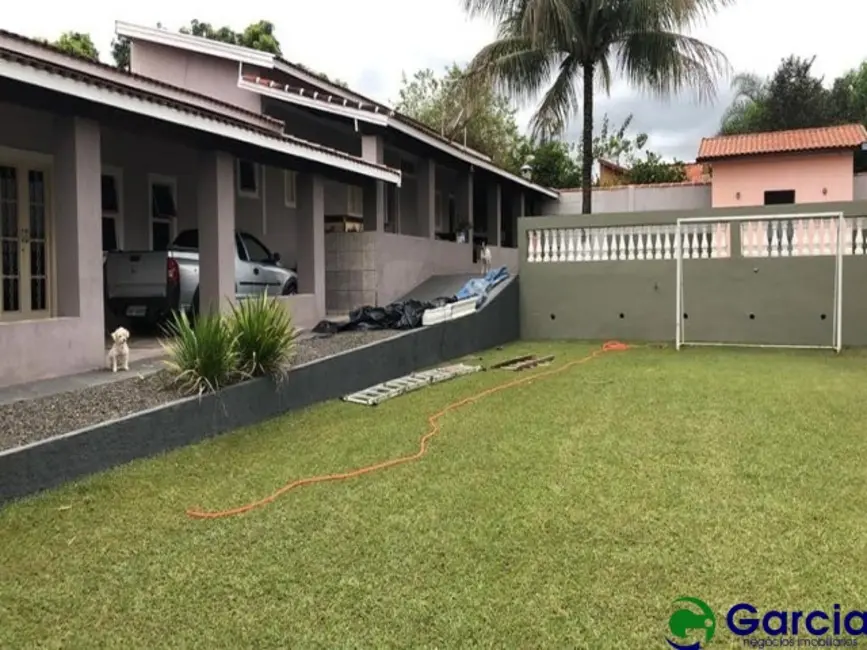 Foto 1 de Chácara com 2 quartos à venda, 145m2 em Estiva Gerbi, SP