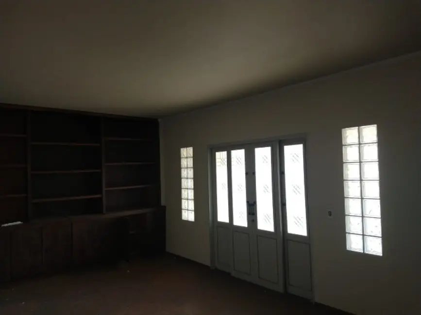 Foto 1 de Casa com 3 quartos para alugar, 225m2 em Centro, Mogi Guacu, SP