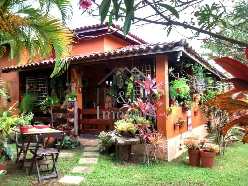 Foto 1 de Chácara com 4 quartos à venda, 220m2 em Camacari - BA