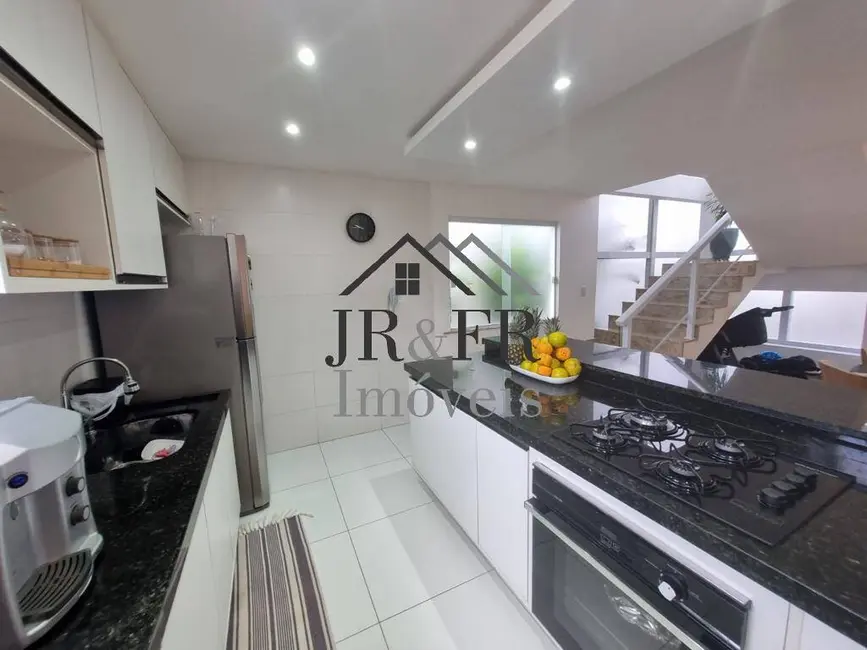 Casa com 4 quartos à venda, 184m2 em Pitangueiras, Lauro De Freitas - BA - imagem 8 Foto 8 de Casa com 4 quartos à venda, 184m2 em Pitangueiras, Lauro De Freitas - BA