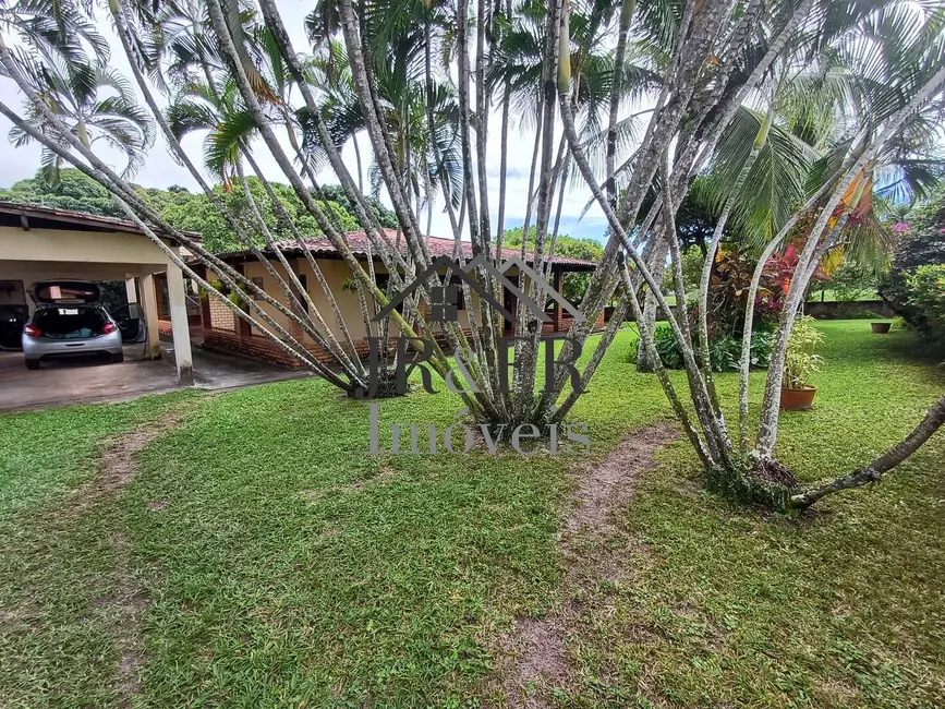 Foto 5 de Casa com 5 quartos à venda, 355m2 em Camacari - BA