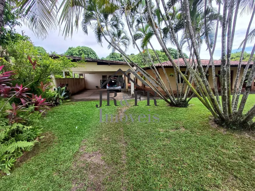 Foto 6 de Casa com 5 quartos à venda, 355m2 em Camacari - BA